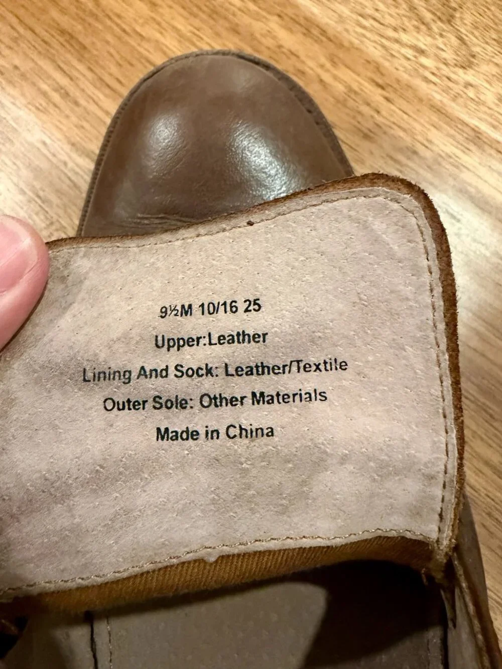 Banana Republic Men's Brown Leather Chukka Boots Size 9.5